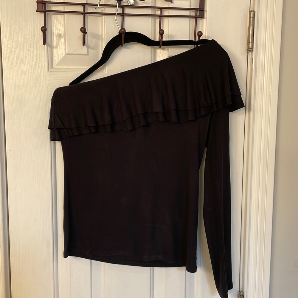 Caché Vintage Black Top w/ One Sleeve